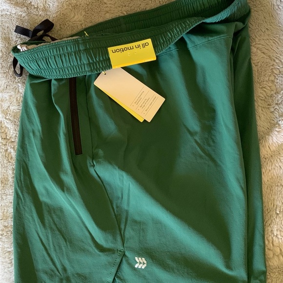 All in Motion Green Women's Athletic Shorts - Picture 3 of 5